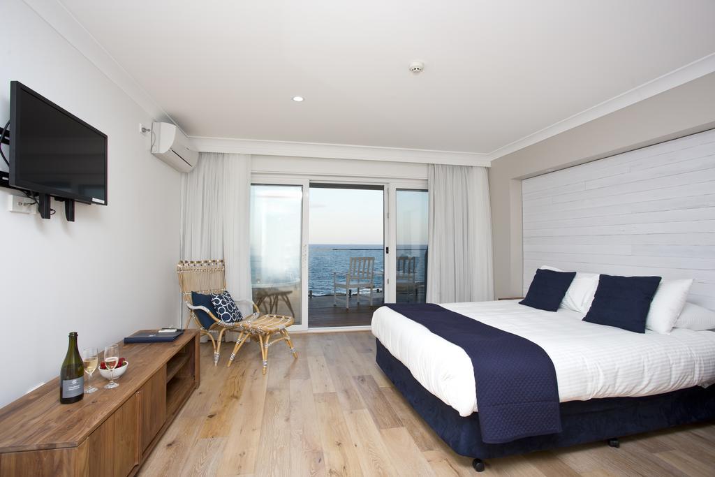 Ocean Front Motel Entrance Room photo